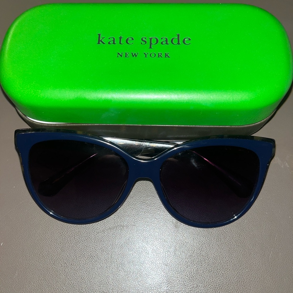 Kate Spade Sunglasses with Green Case